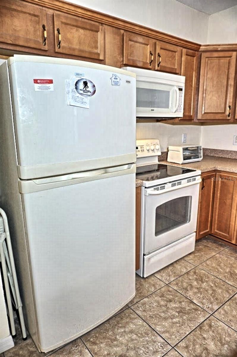 APARTMENT KITCHEN
