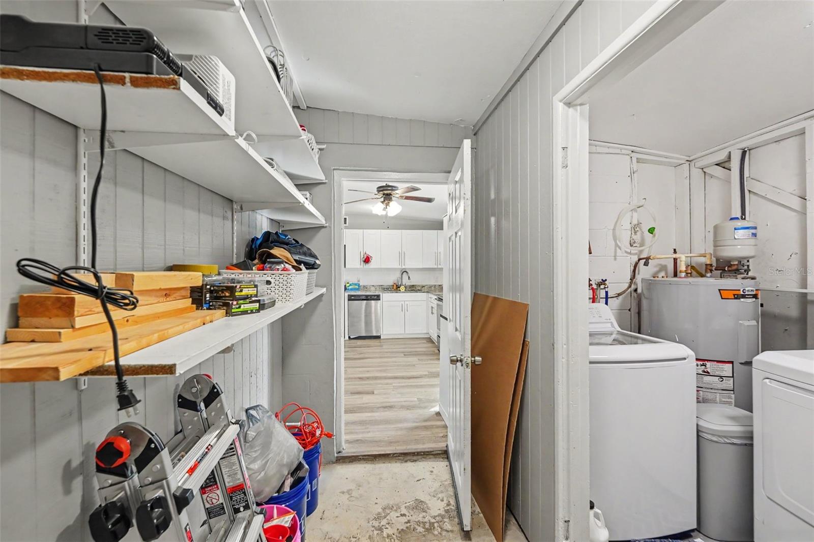 TB8506664