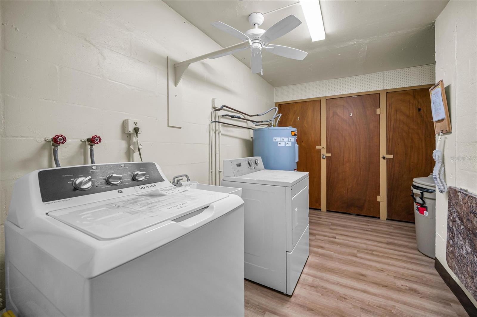Washer / dryer and storage closet