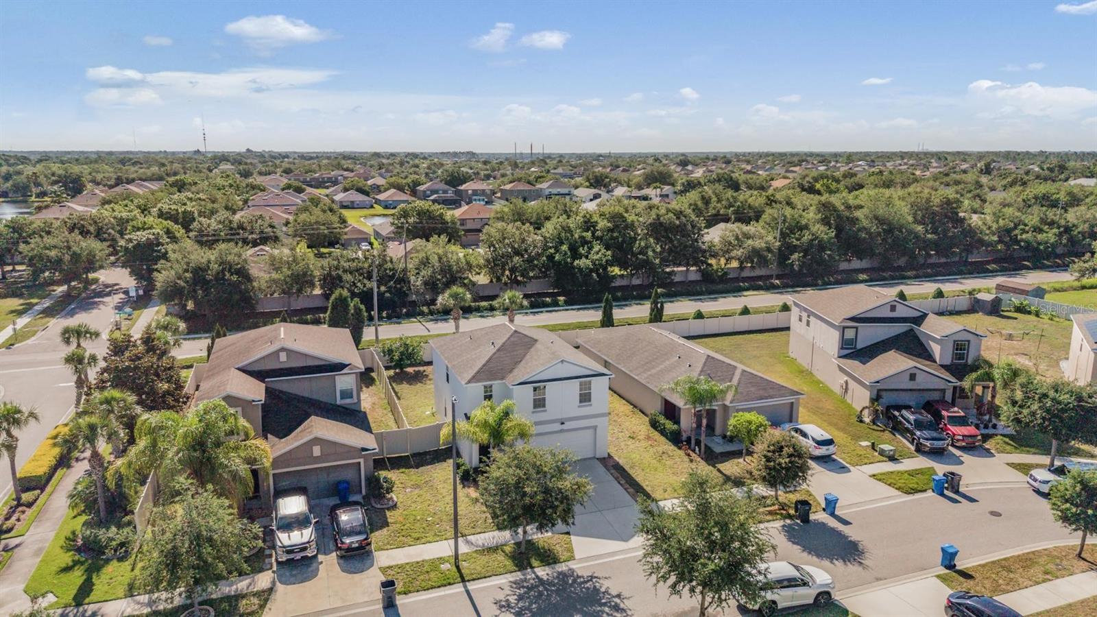 TB8506718