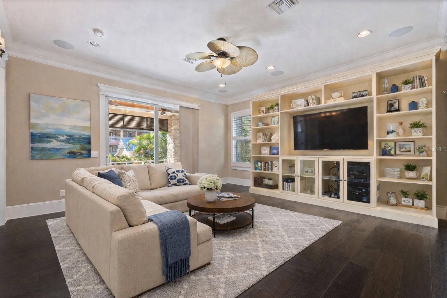 upstairs bonus room