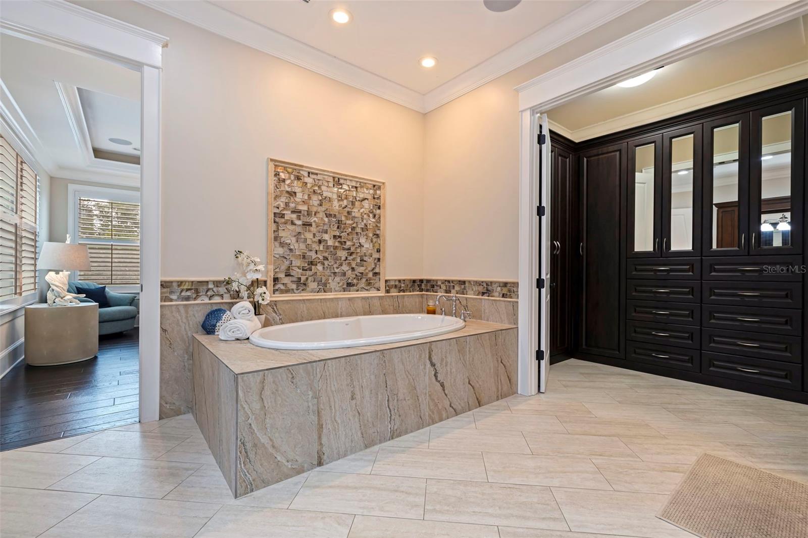 primary ensuite