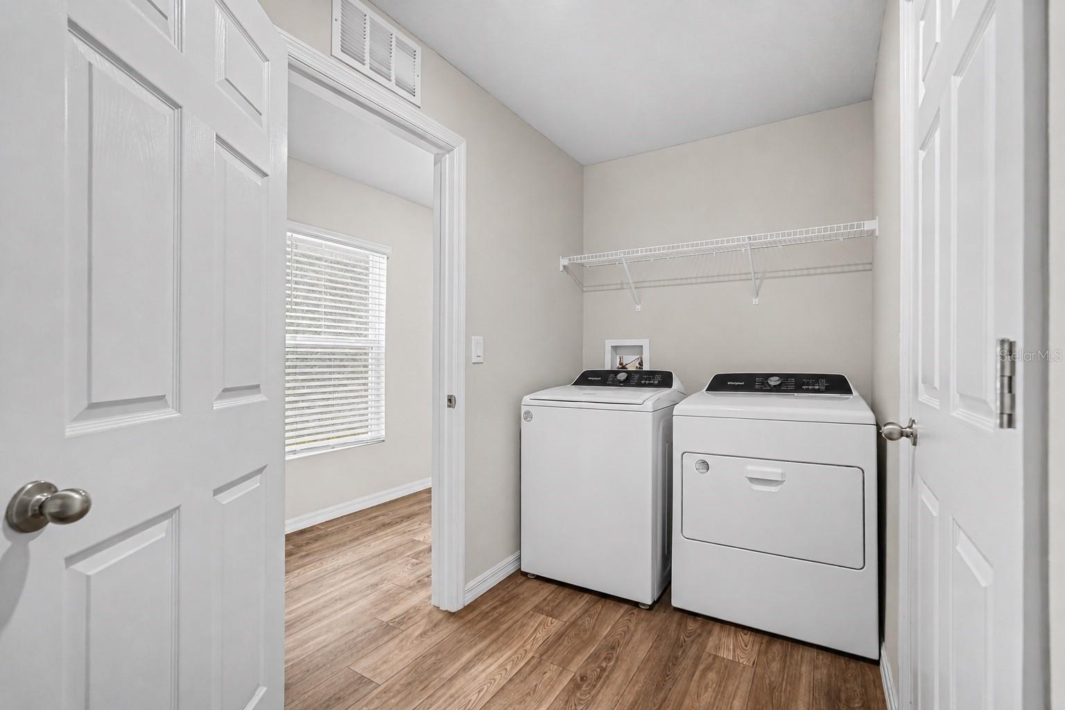 14919 Sterling Spur Ave, Lithia FL 33547 - Laundry Room