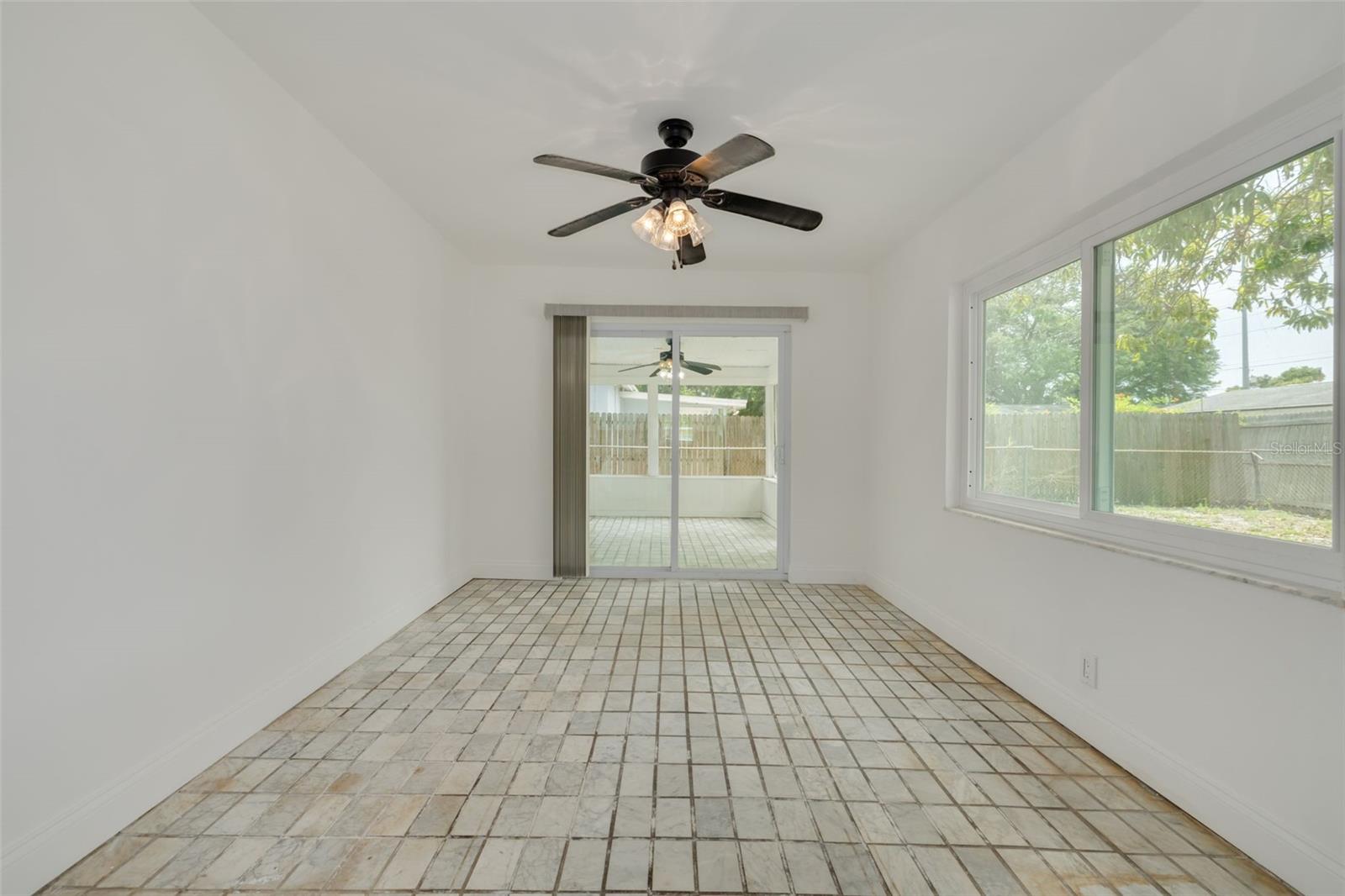 Eat-In Area off Kitchen
