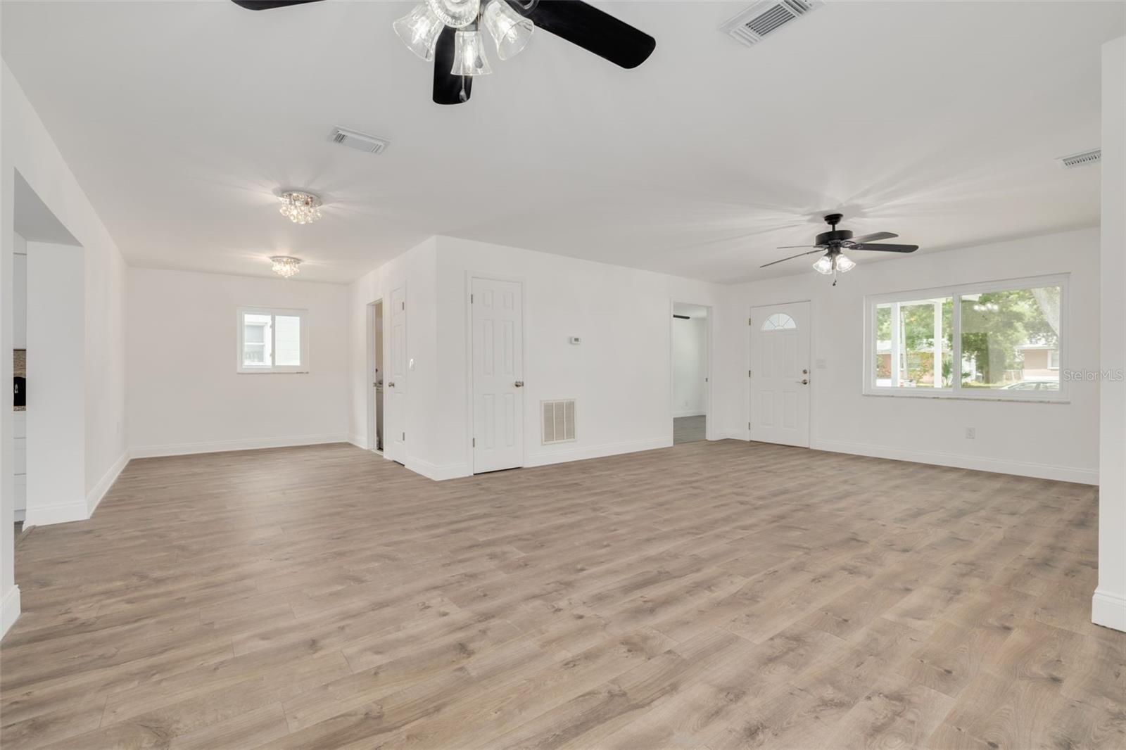 Living & Dining Area