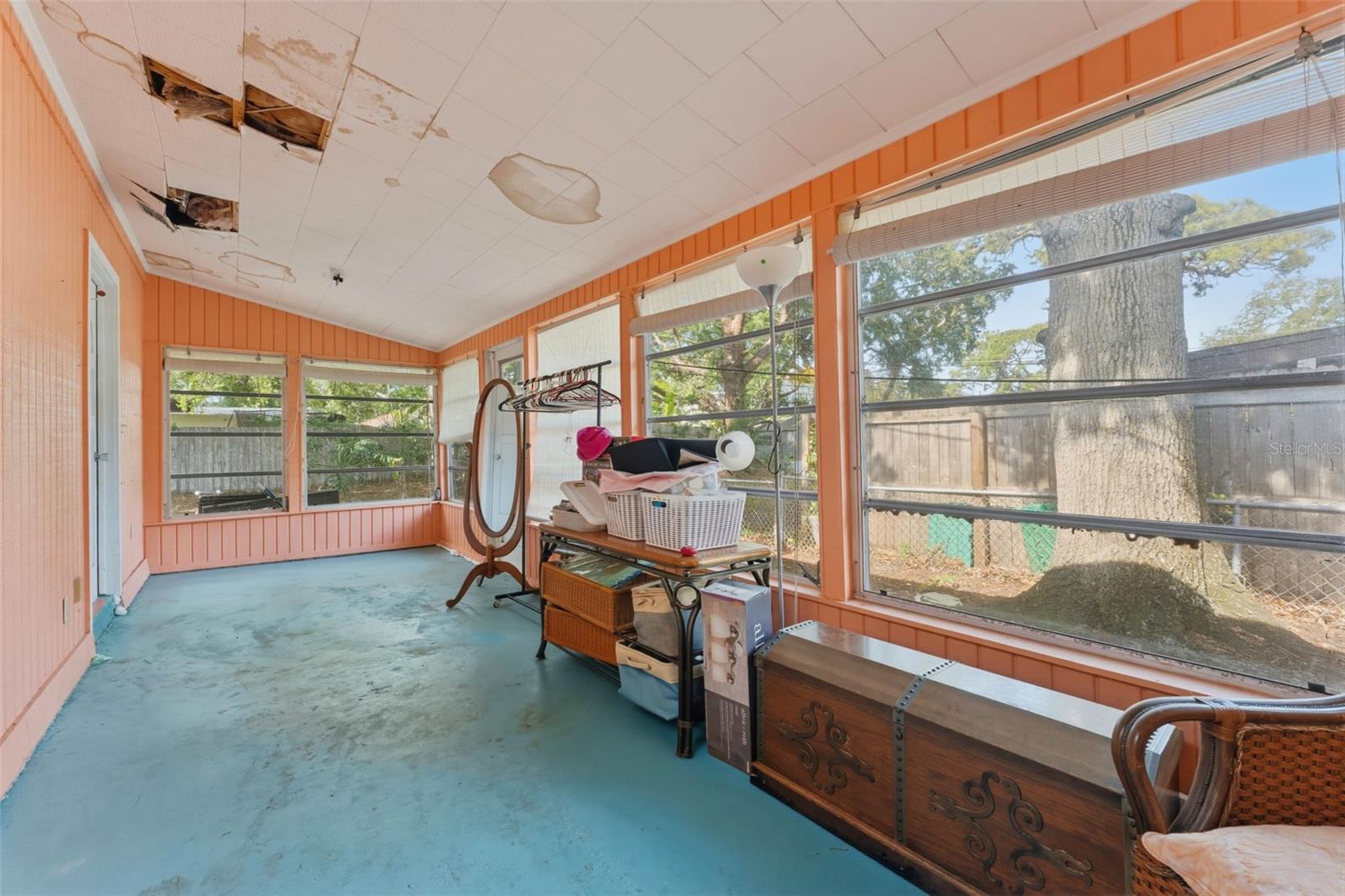Side porch