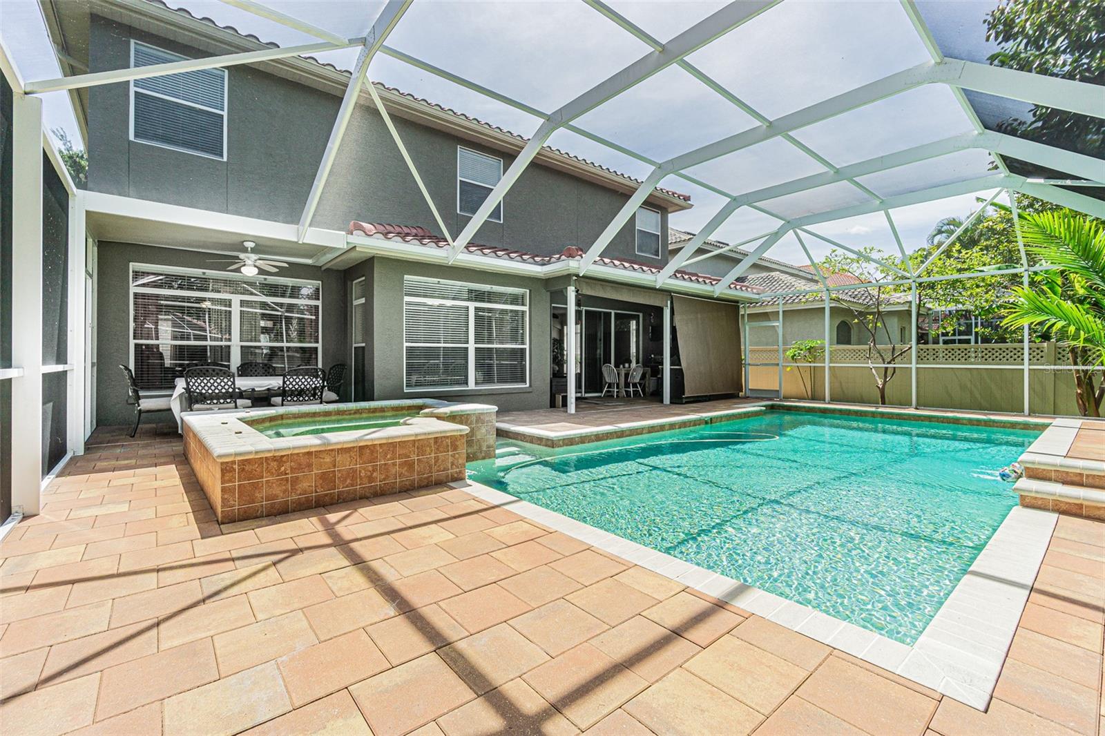Pool & Spa