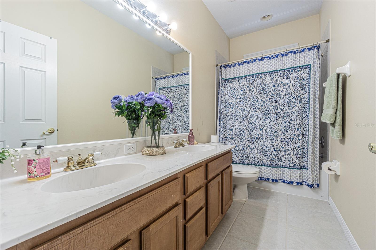 Bathroom 2