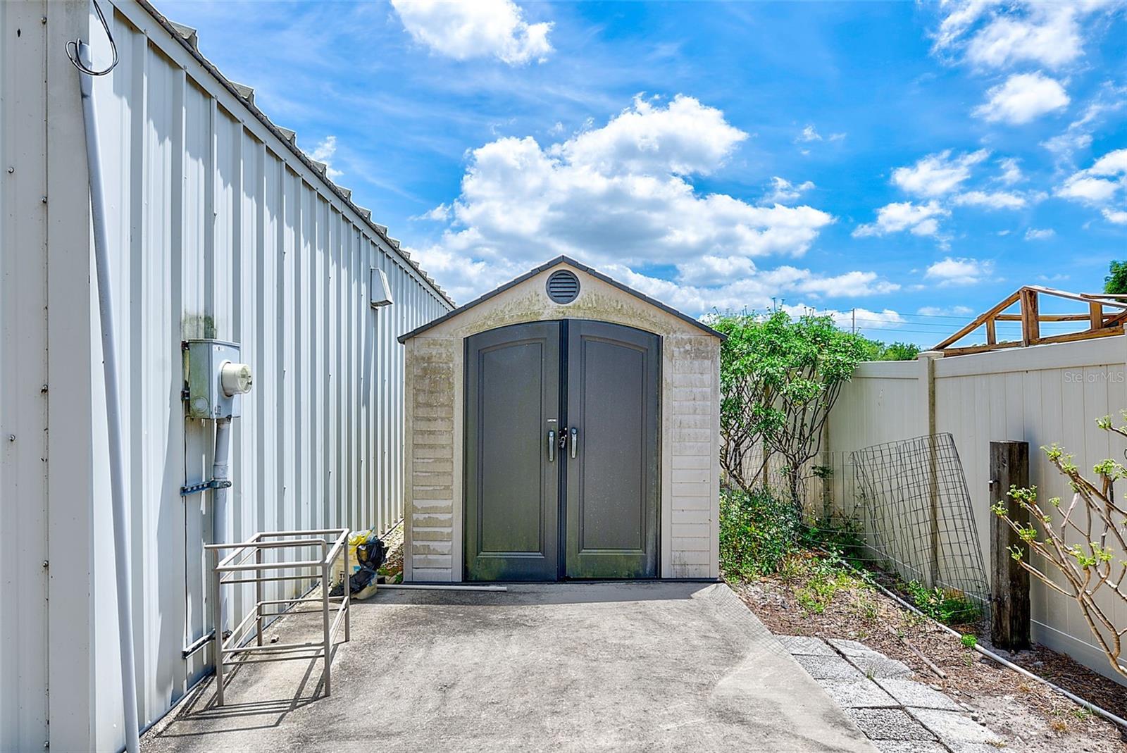 Additional shed