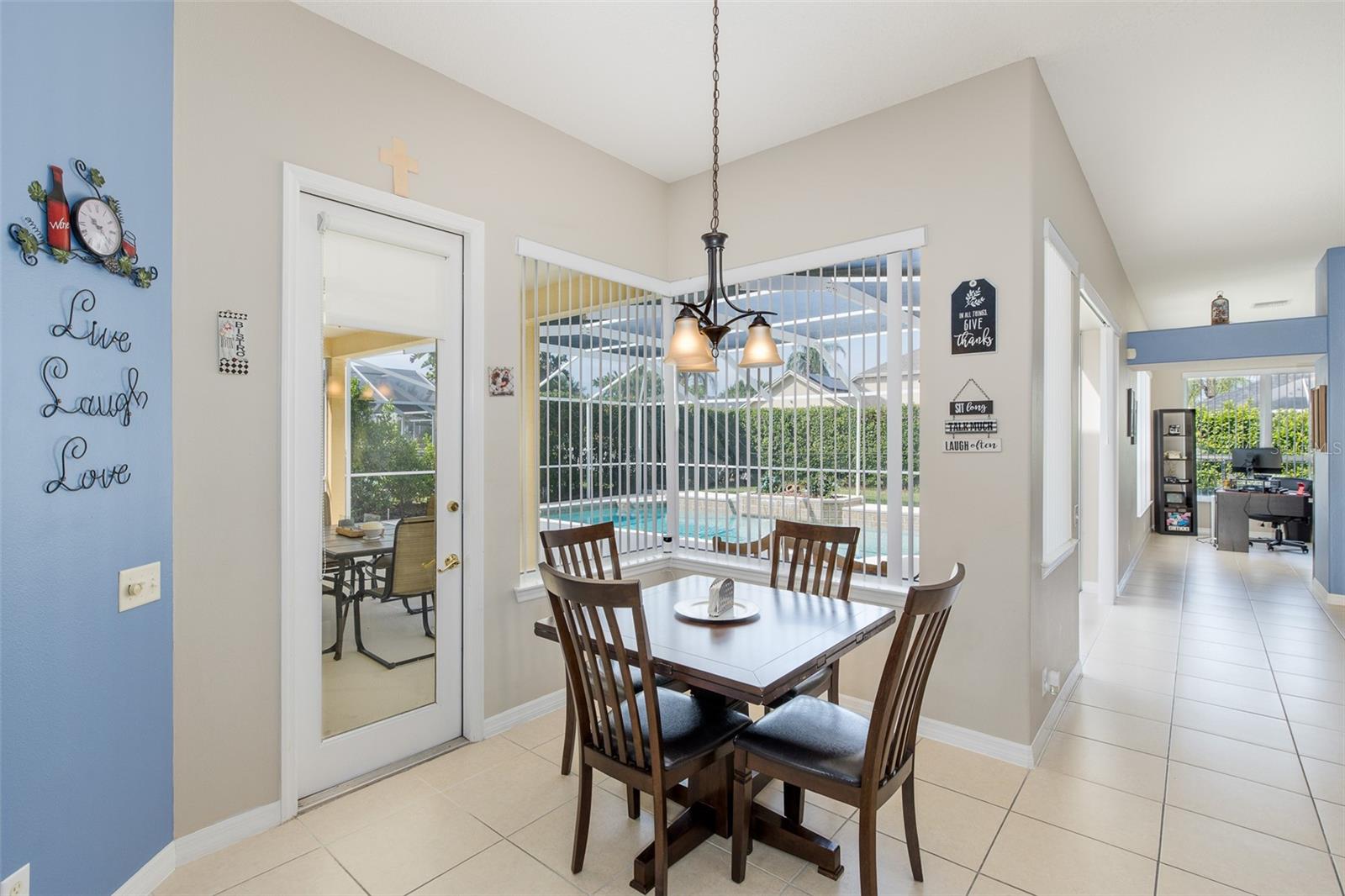 Kitchen Breakfast Nook