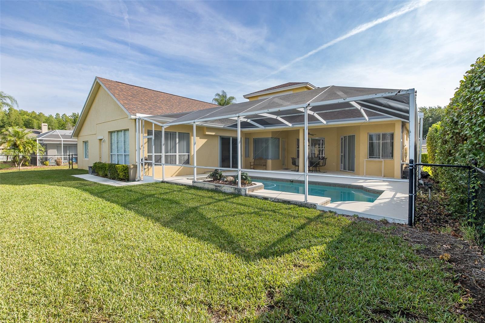 Screened In Pool/Backyard