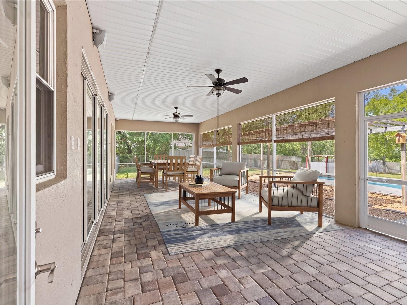 SCREENED PORCH VS