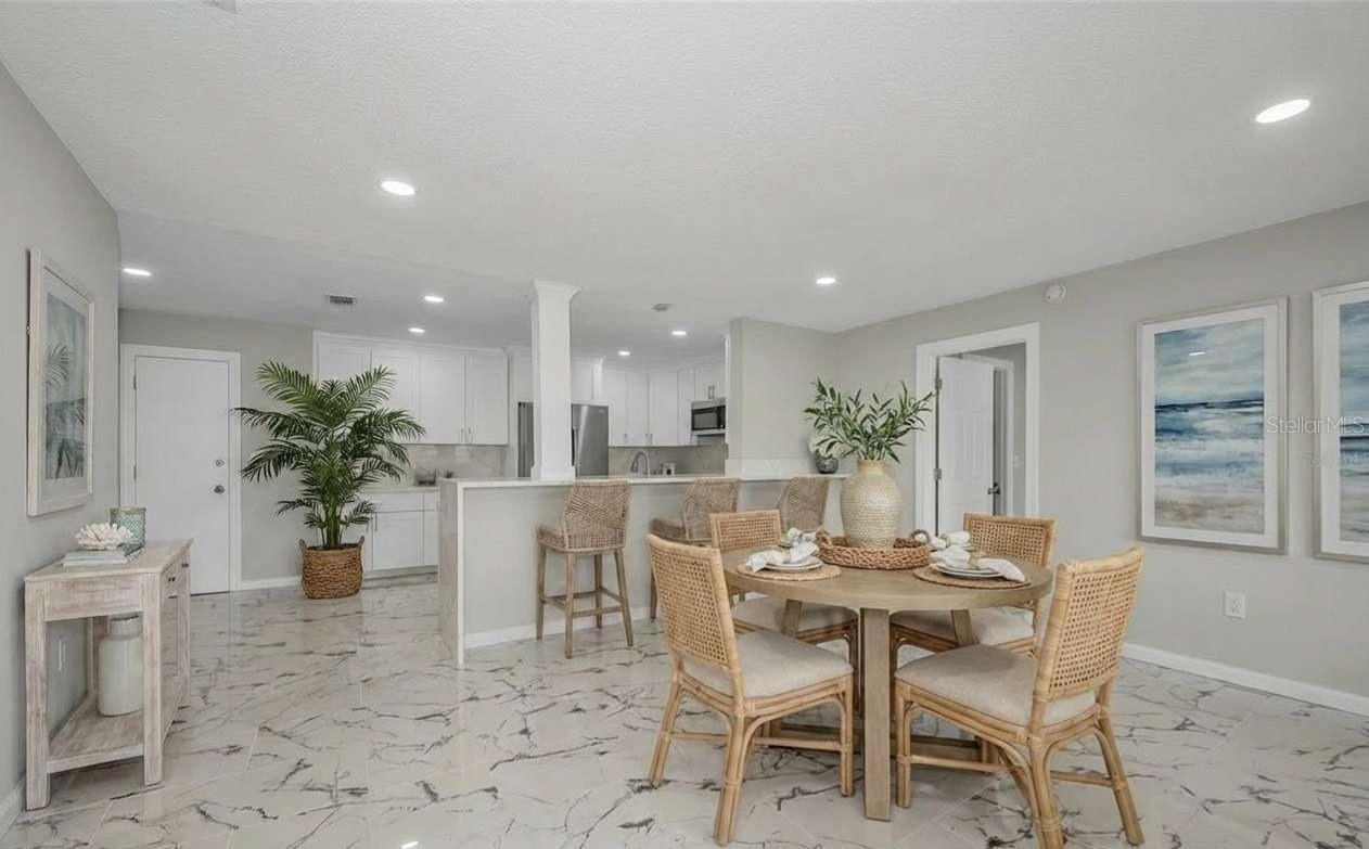 Virtual staged dining room