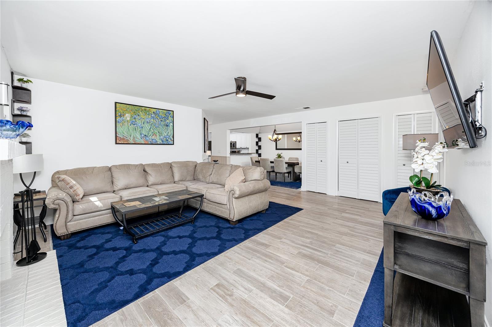 Living Room at 2101 Fox Chase Blvd, #107, Palm Harbor, FL 34683
