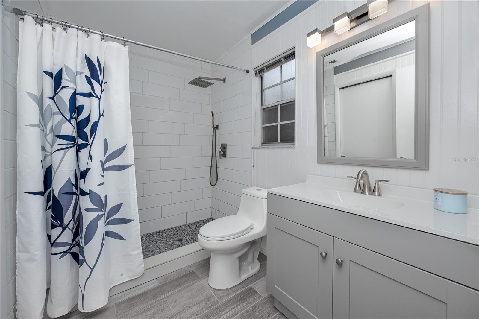 Second Bath  at 2101 Fox Chase Blvd, #107, Palm Harbor, FL 34683