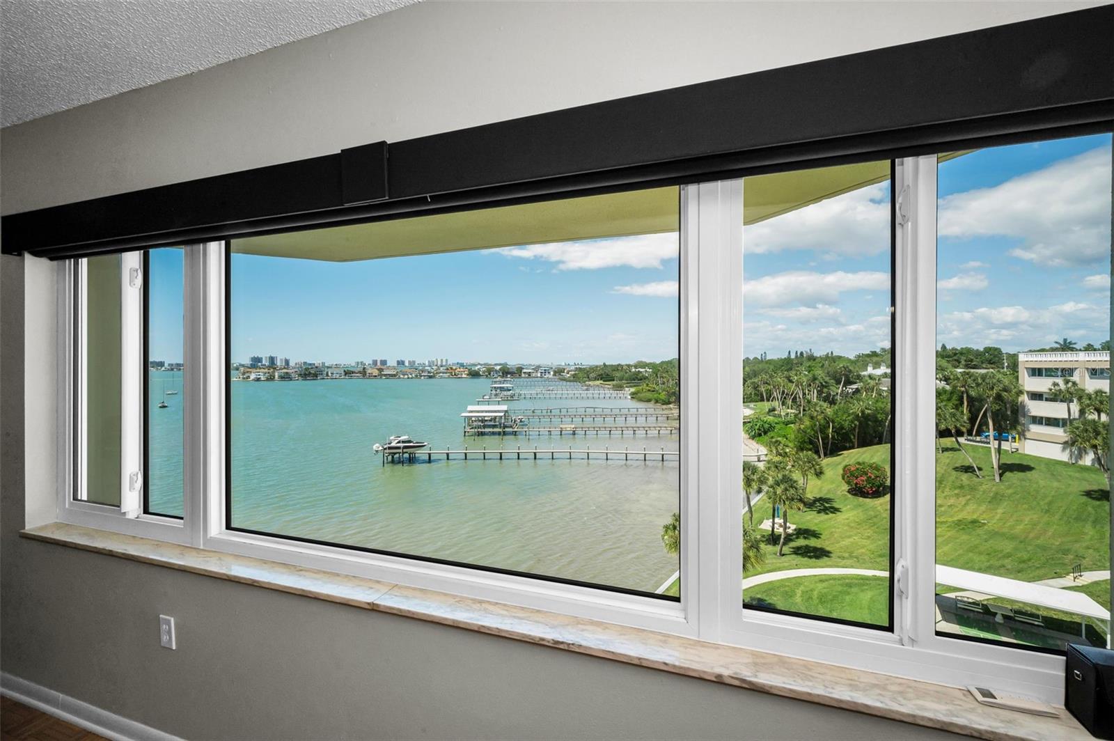 Storm Windows with blinds