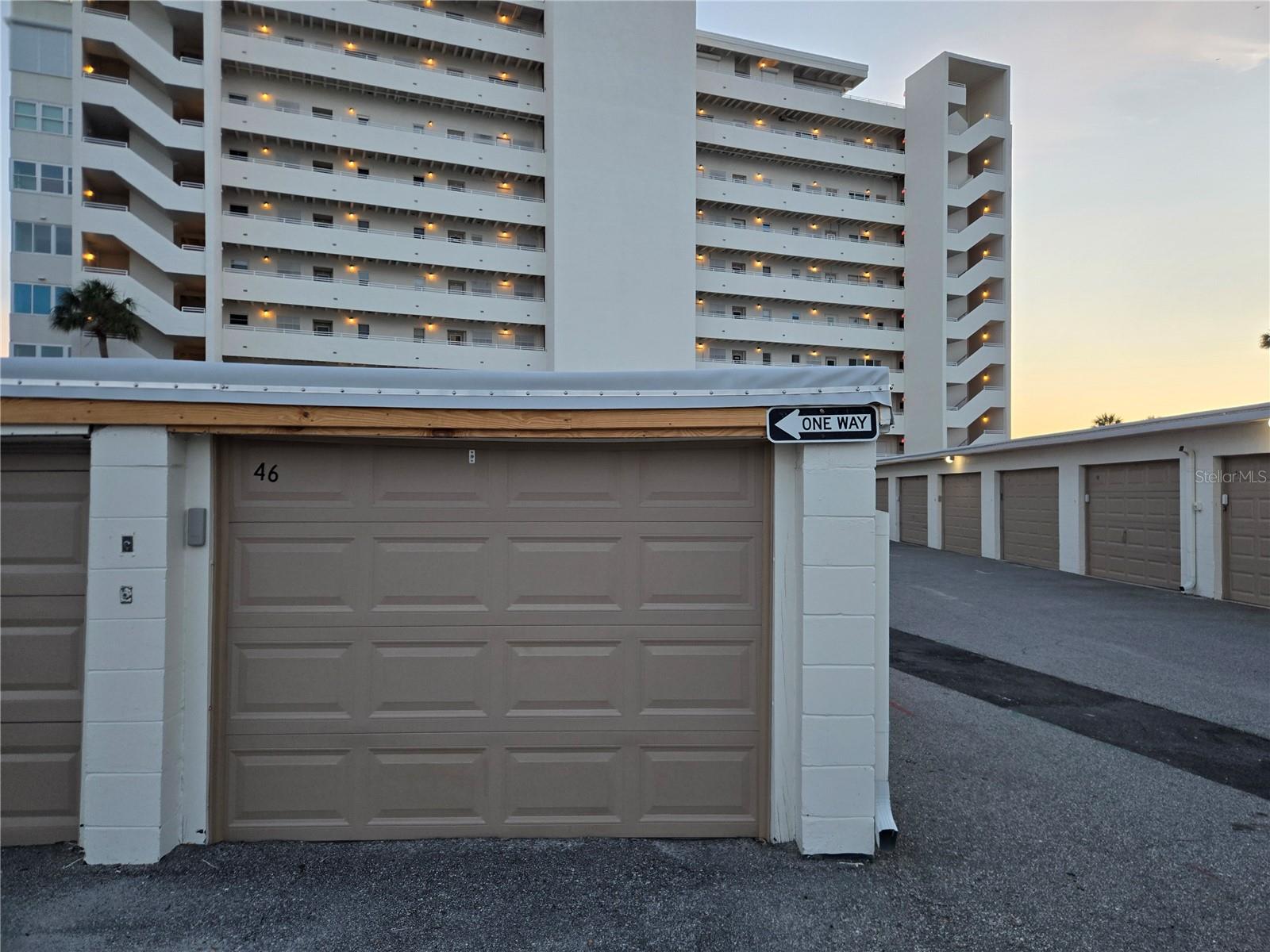 Highly sought after Private Garage comes with Unit
