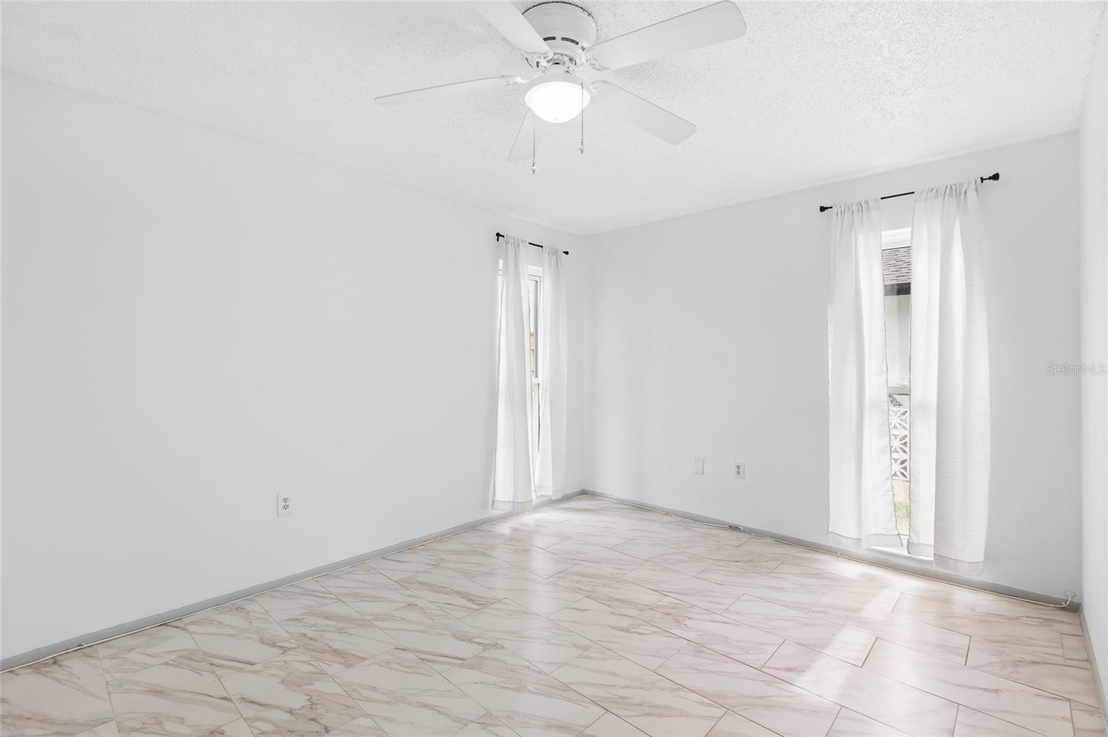 Bedroom 1 / 10x12