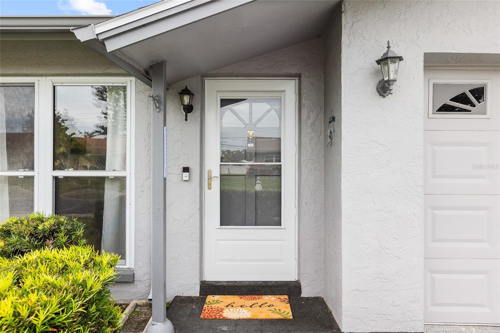 Front Patio / Entryway