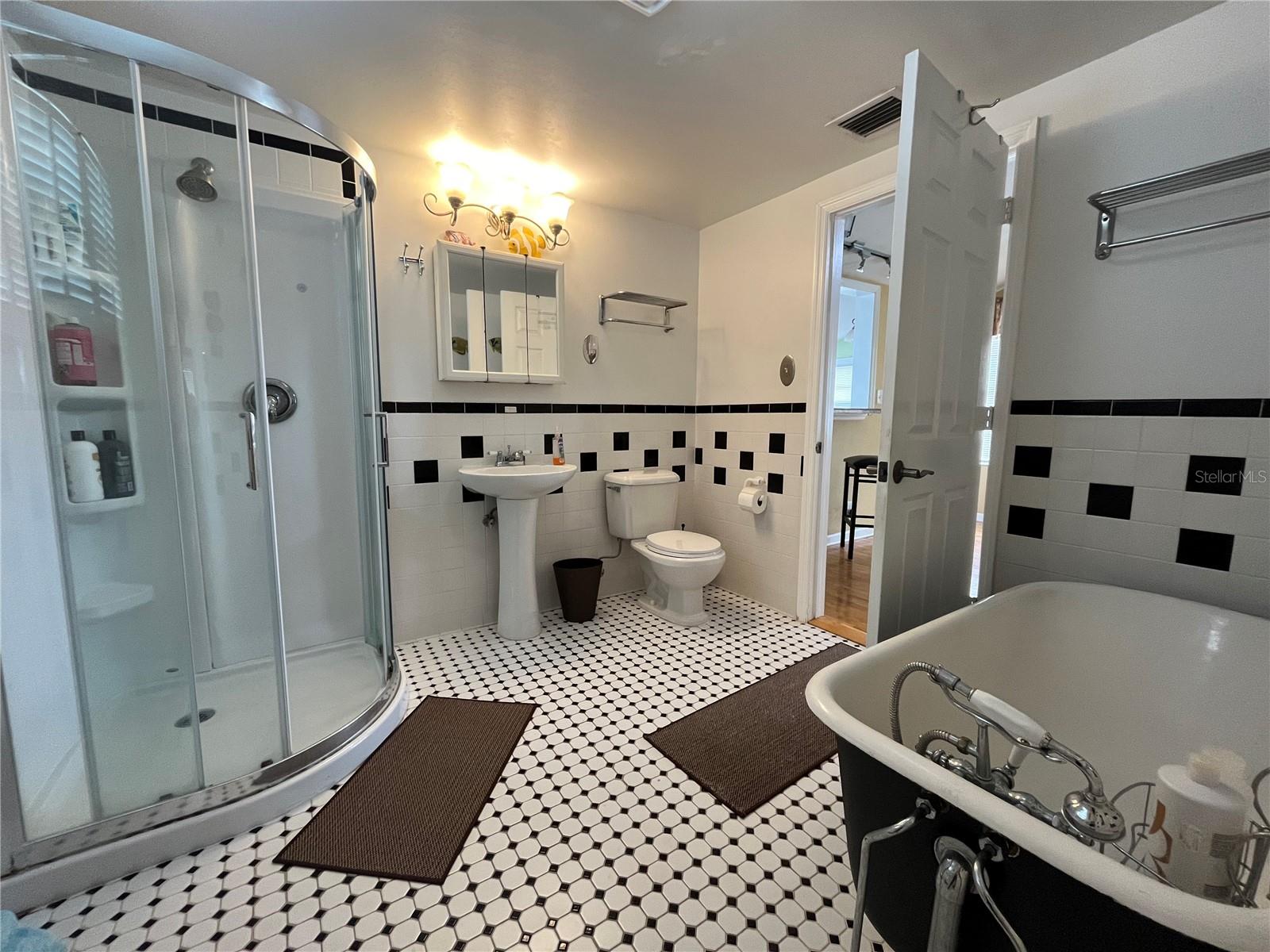 Second bathroom upstairs.