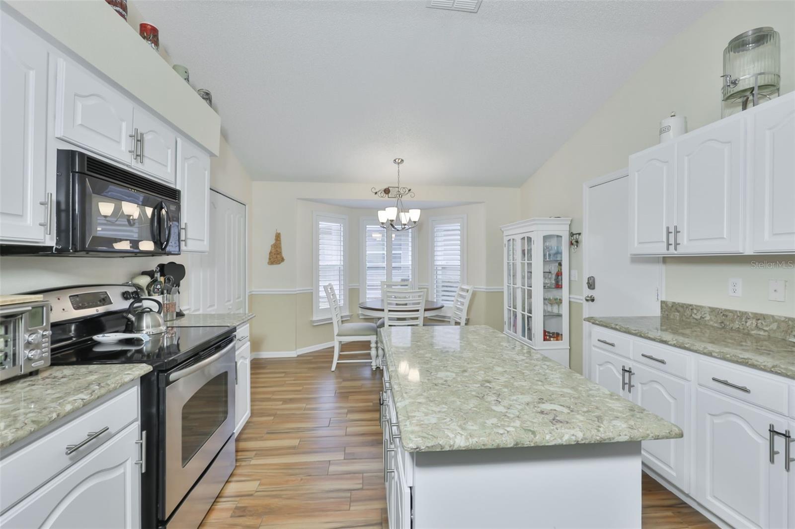 Kitchen looking towards Dinette