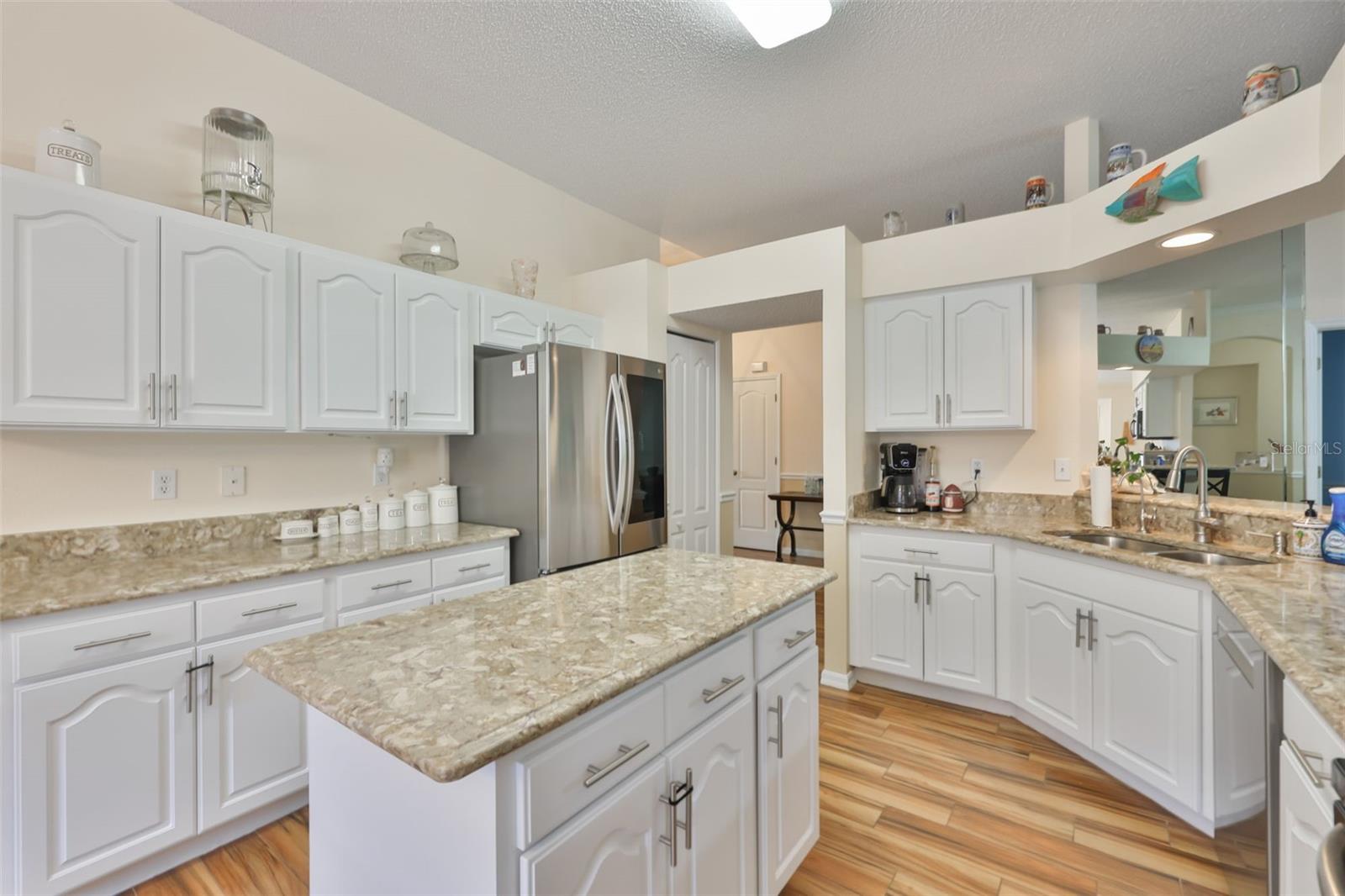 Kitchen with Island