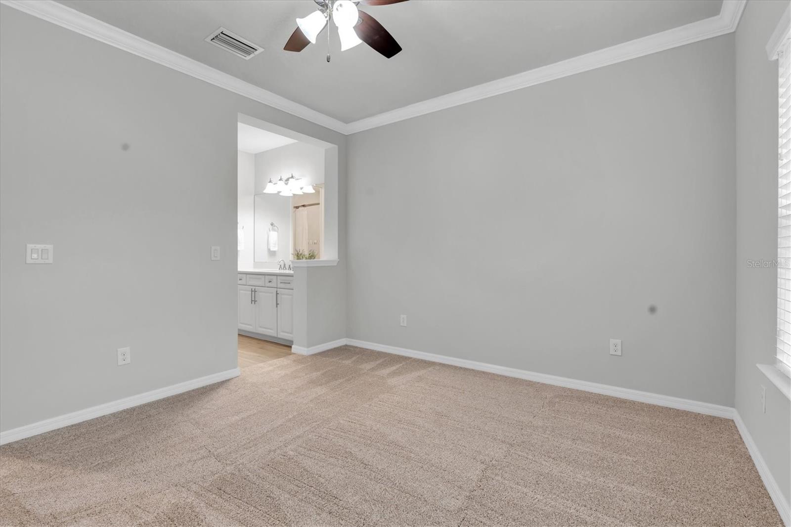 First Kids room w/ Jack-n-Jill