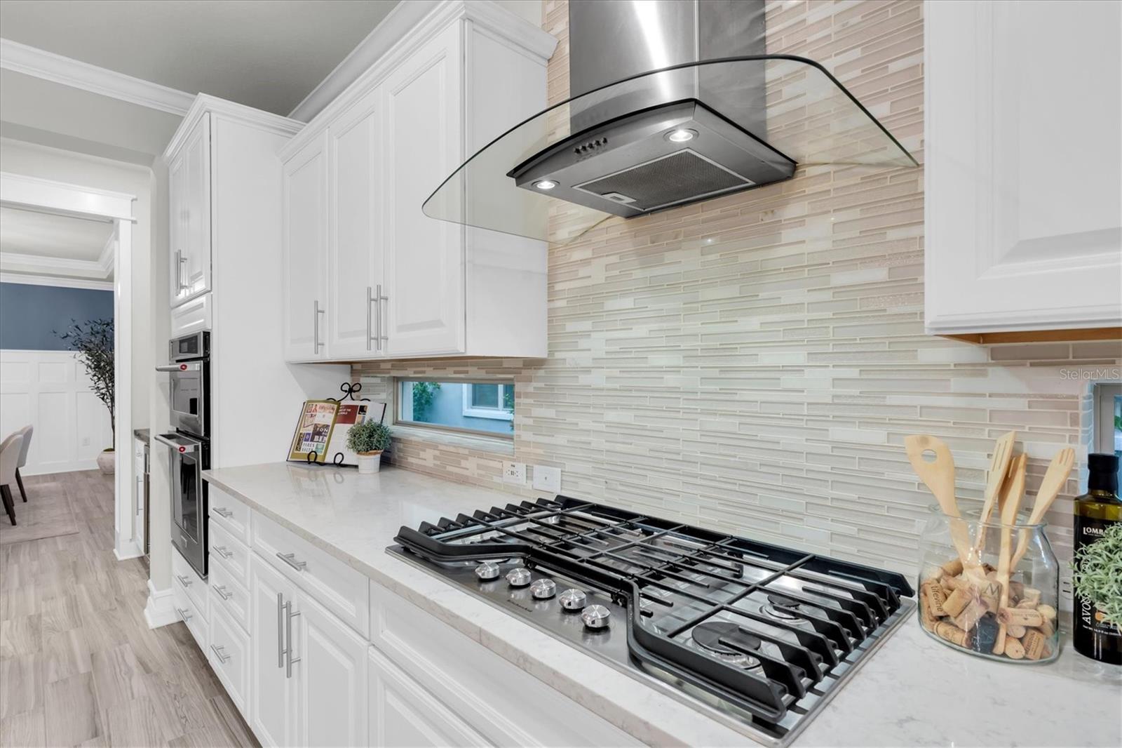 Gas cooktop