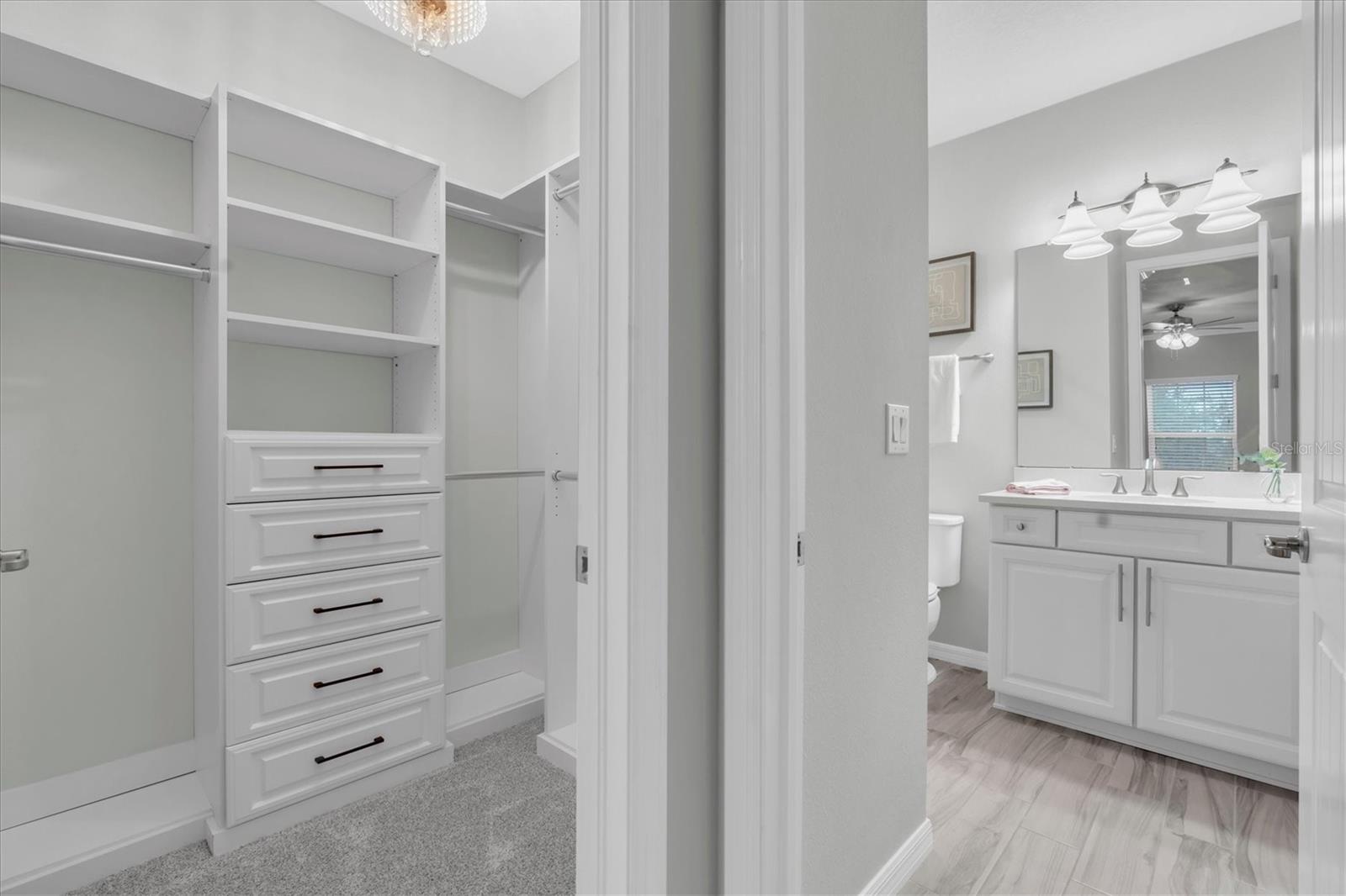 Walk-in closet & ensuite