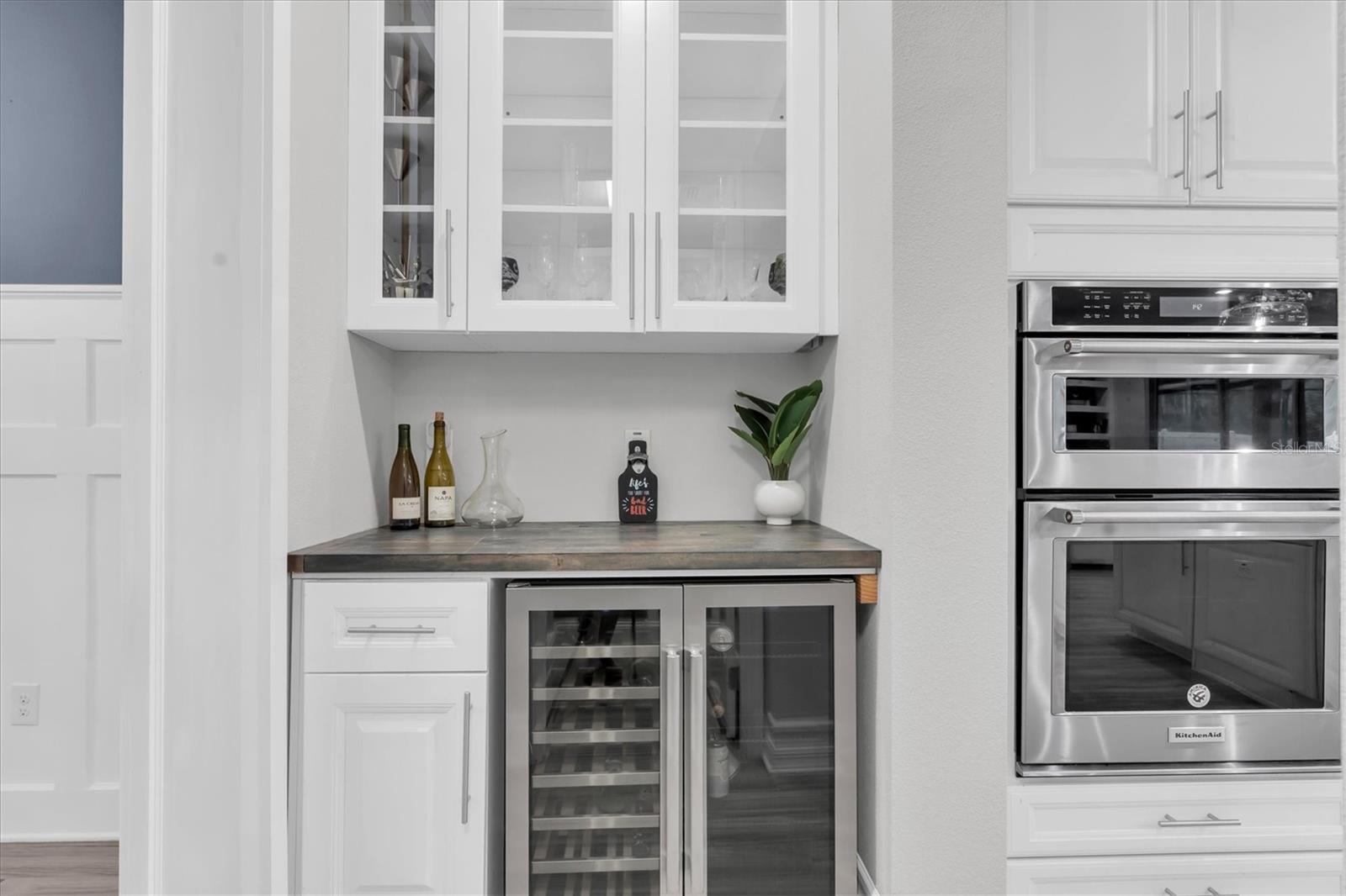 Dry bar w/ wine fridge
