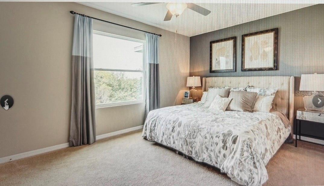 OWNER'S PICTURES OF PRIMARY BEDROOM