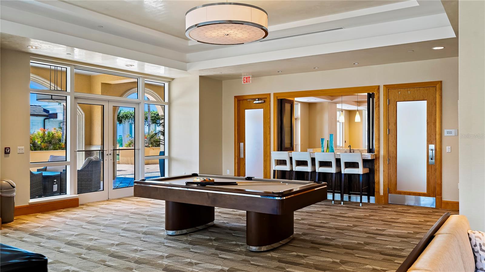 4th floor amenities - ON YOUR FLOOR!