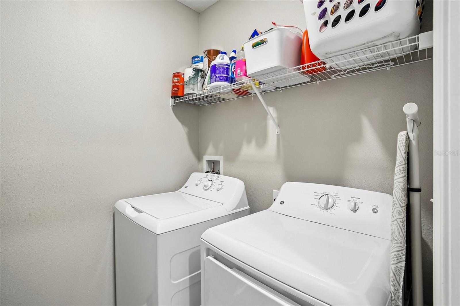 LAUNDRY ROOM DOWNSTAIRS