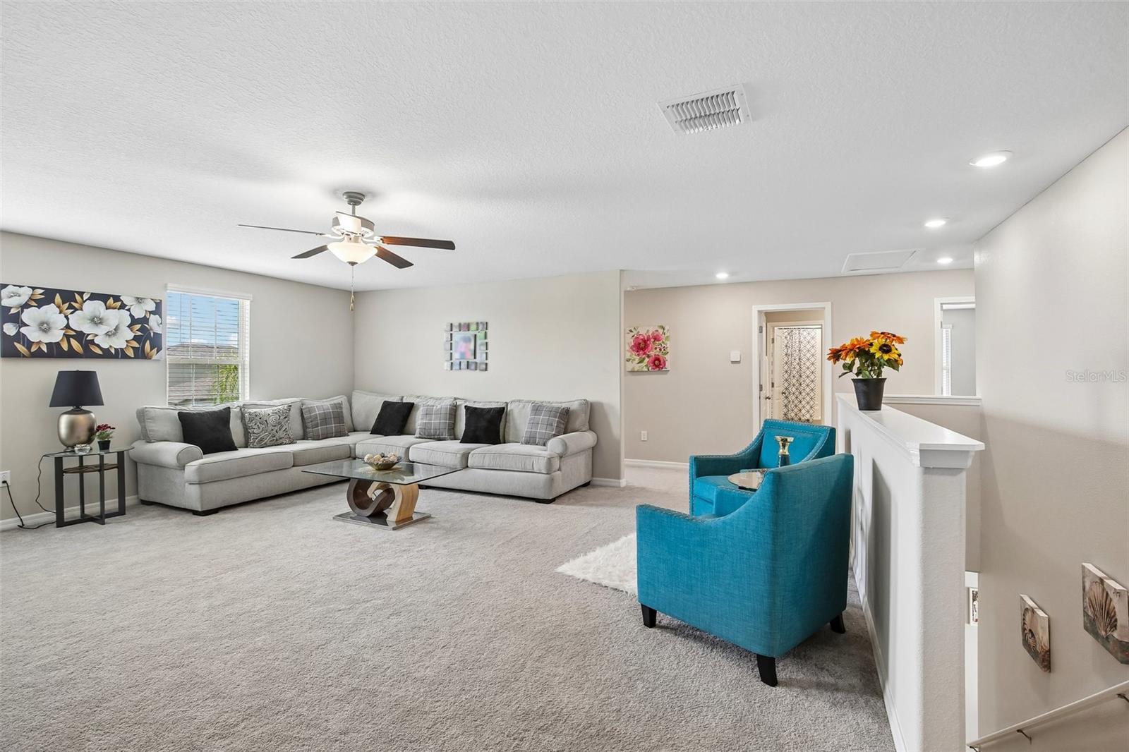 EXTRA SPACIOUS BONUS ROOM UPSTAIRS