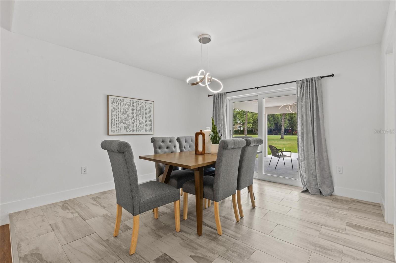 Formal dining
