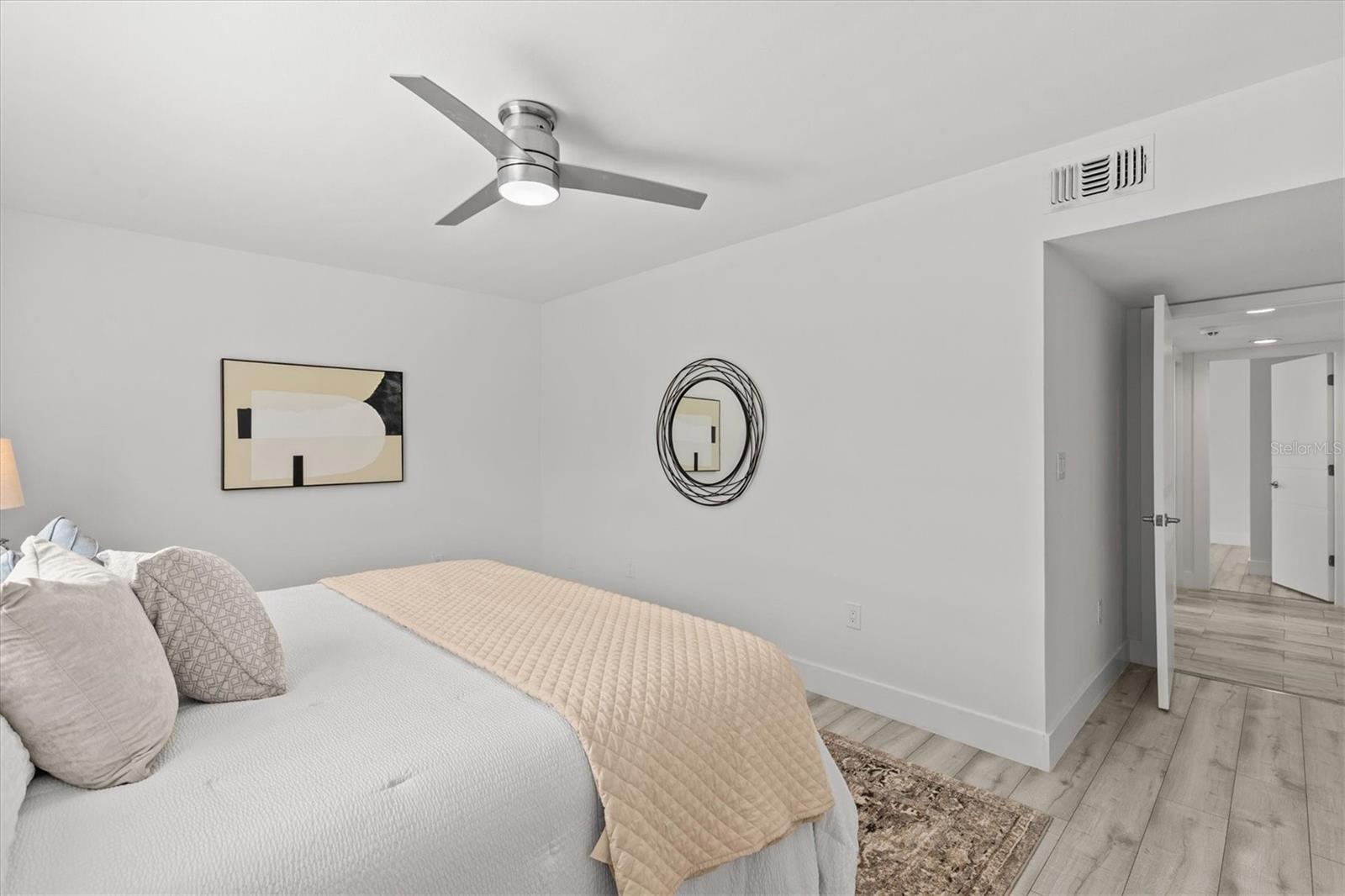 Downstairs ensuite/ bedroom 2