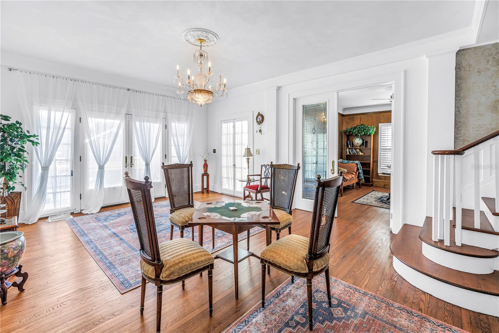 Fantastic space to enjoy a family game night!