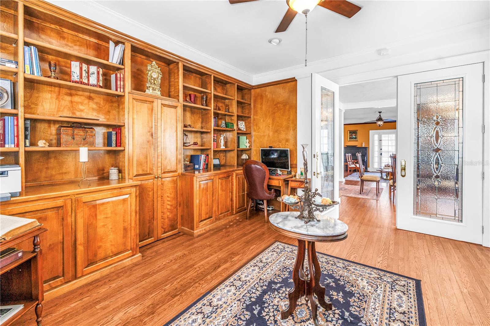 Formal parlor flex space as an office & guest room