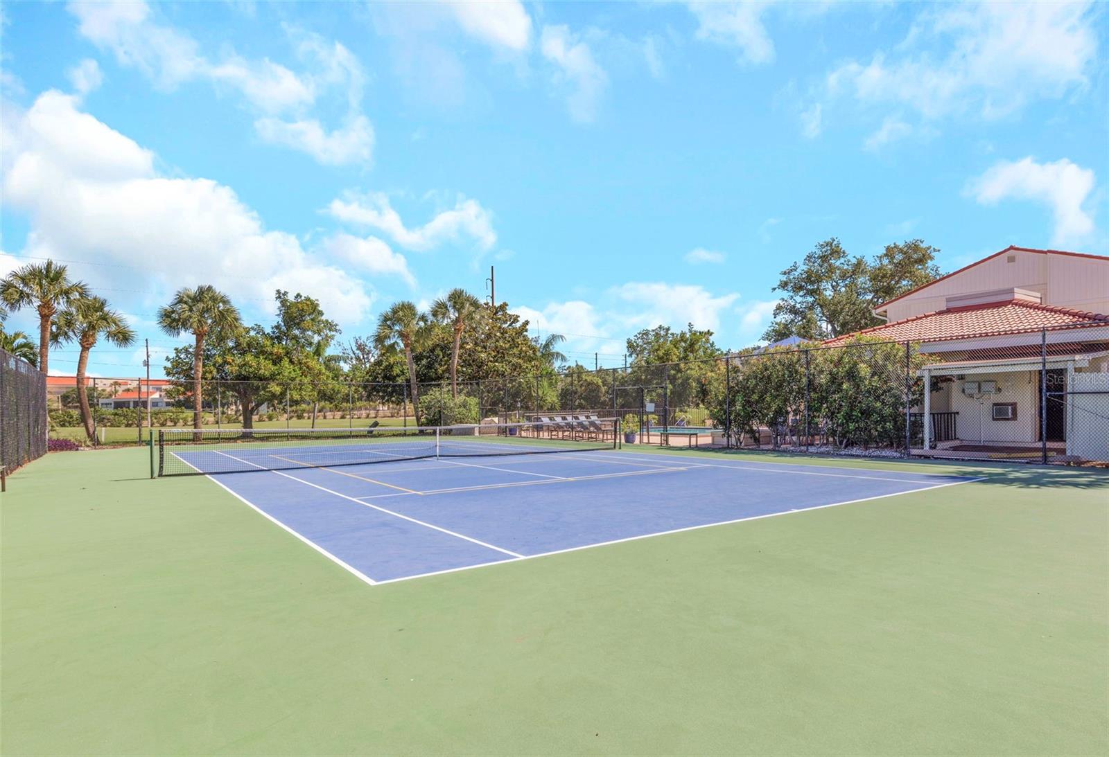 Tennis & Pickleball