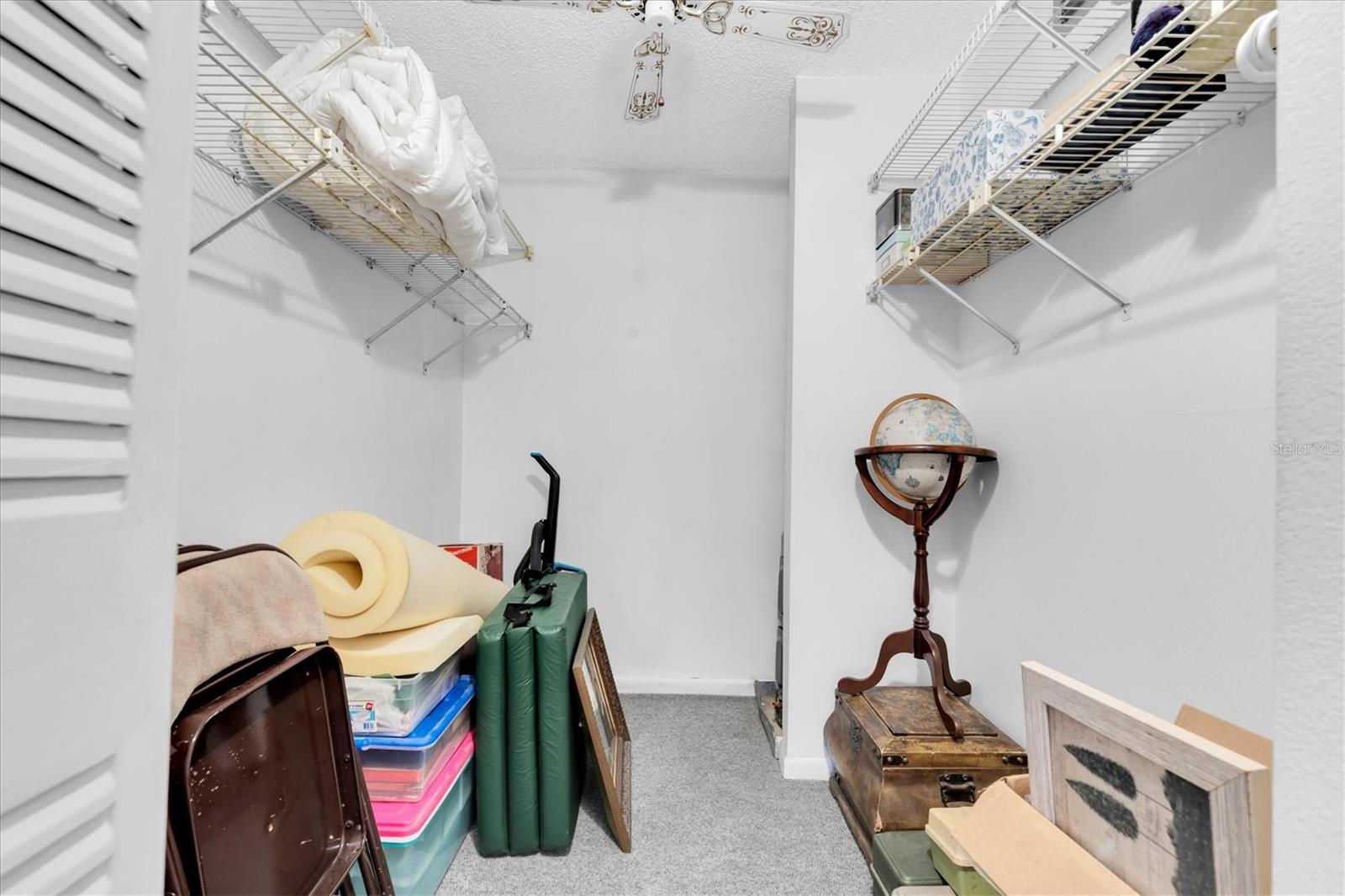 Walk in closet
