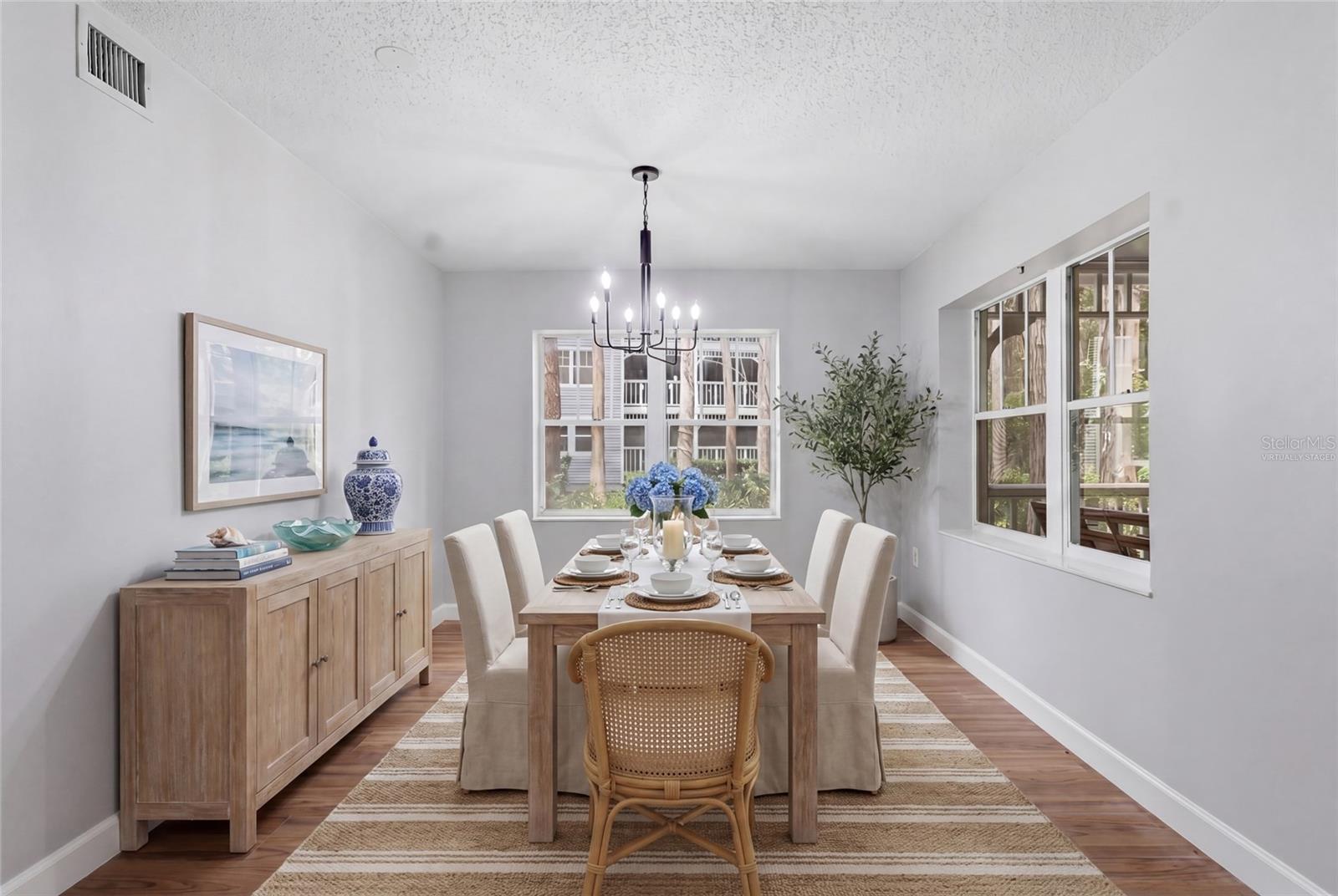 Dining Rom - Virtually Staged