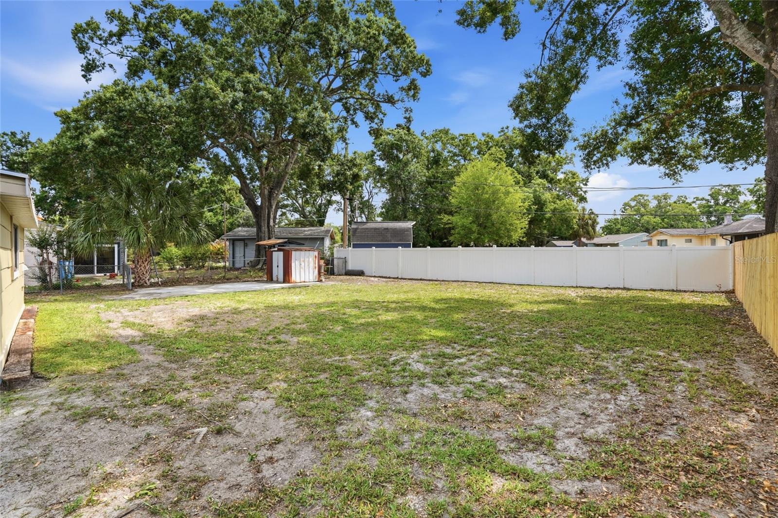 Backyard Fully Fenced