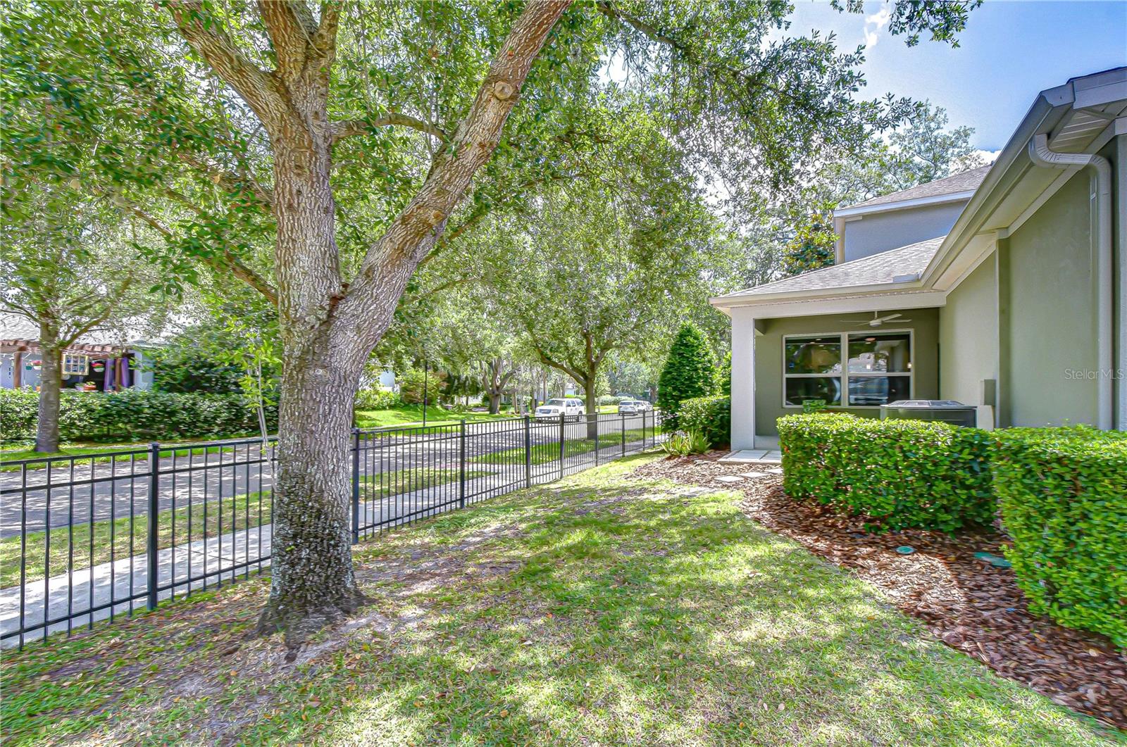 Charming setting in FishHawk Ranch's Starling village