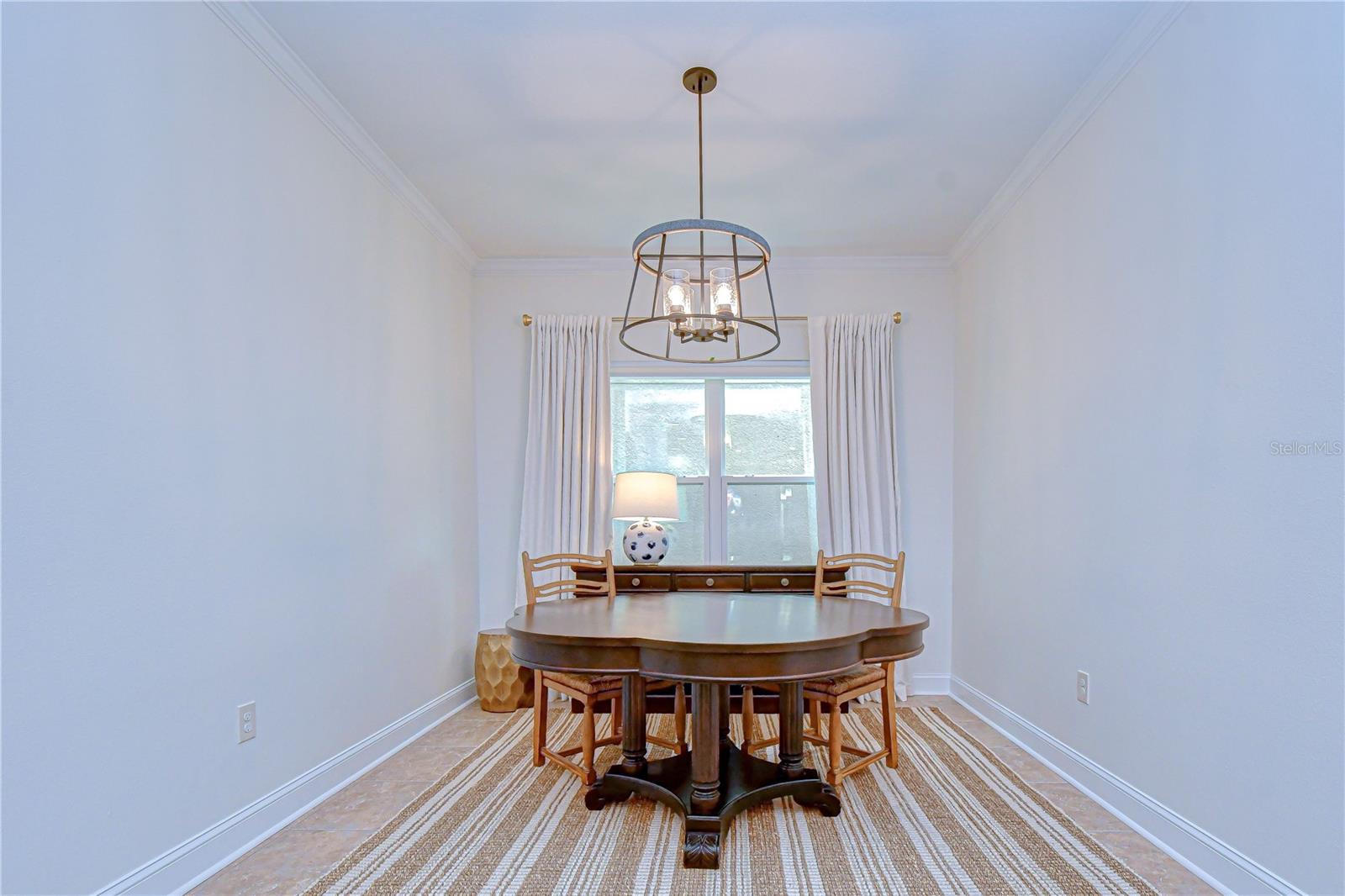 Bright, inviting & ready for your table