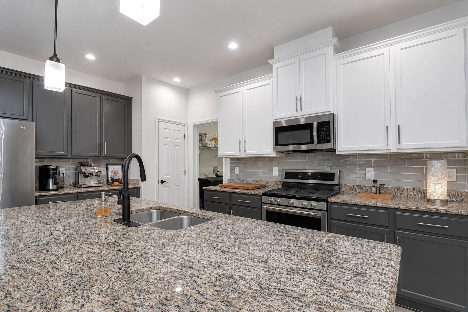 Striking two-toned cabinetry that turns heads