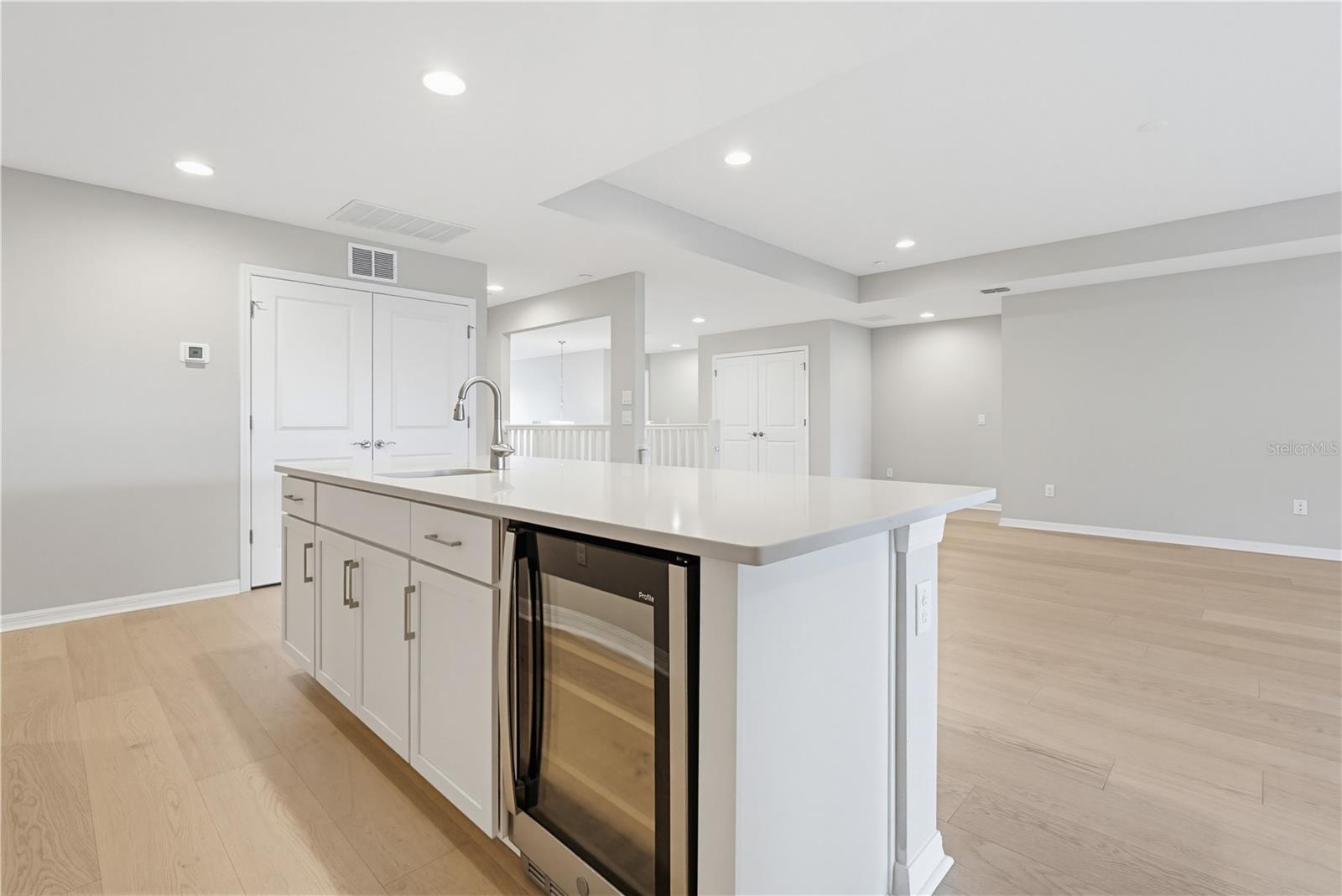 Upstairs loft with wet bar
