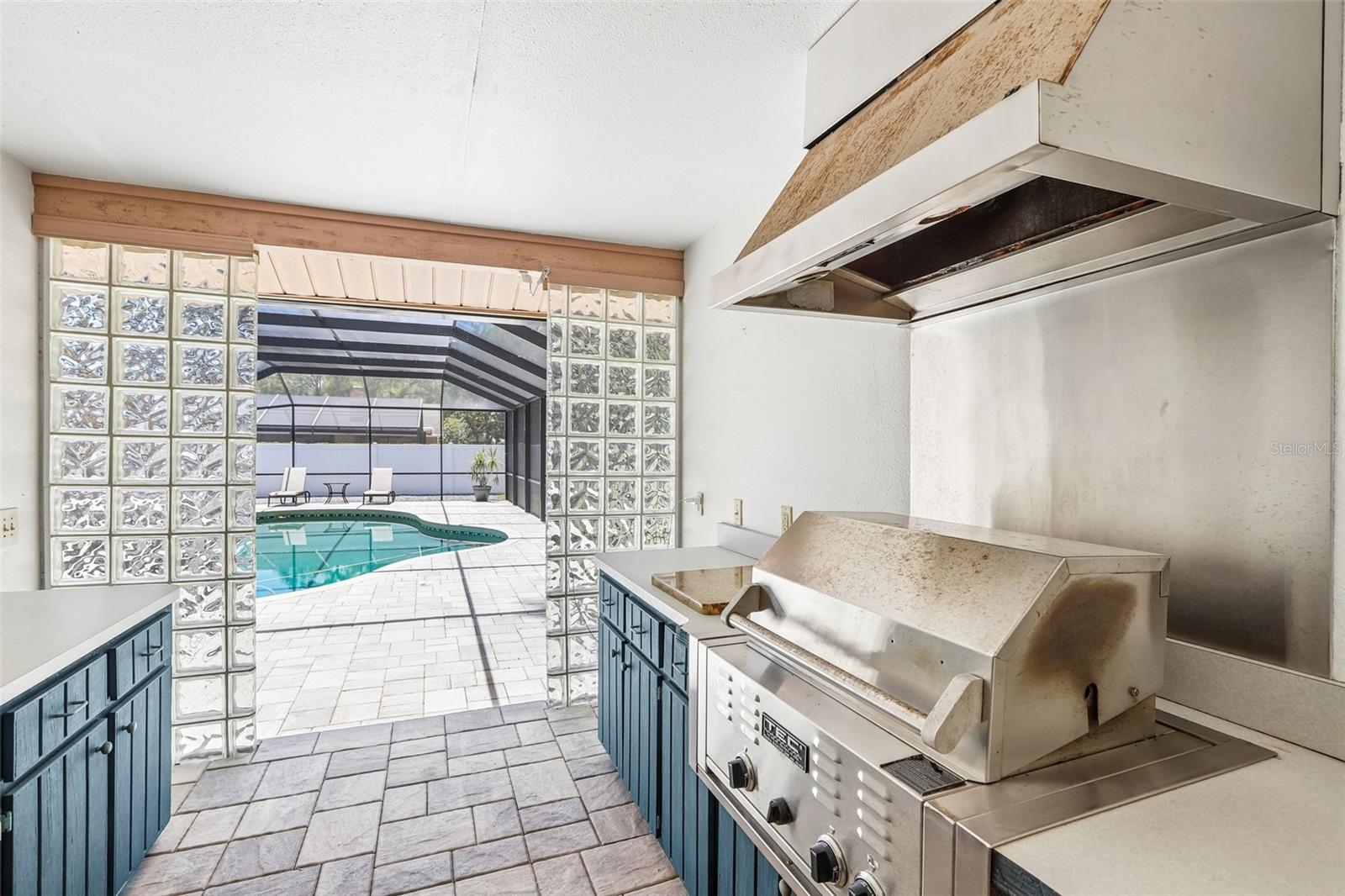 TB8507433