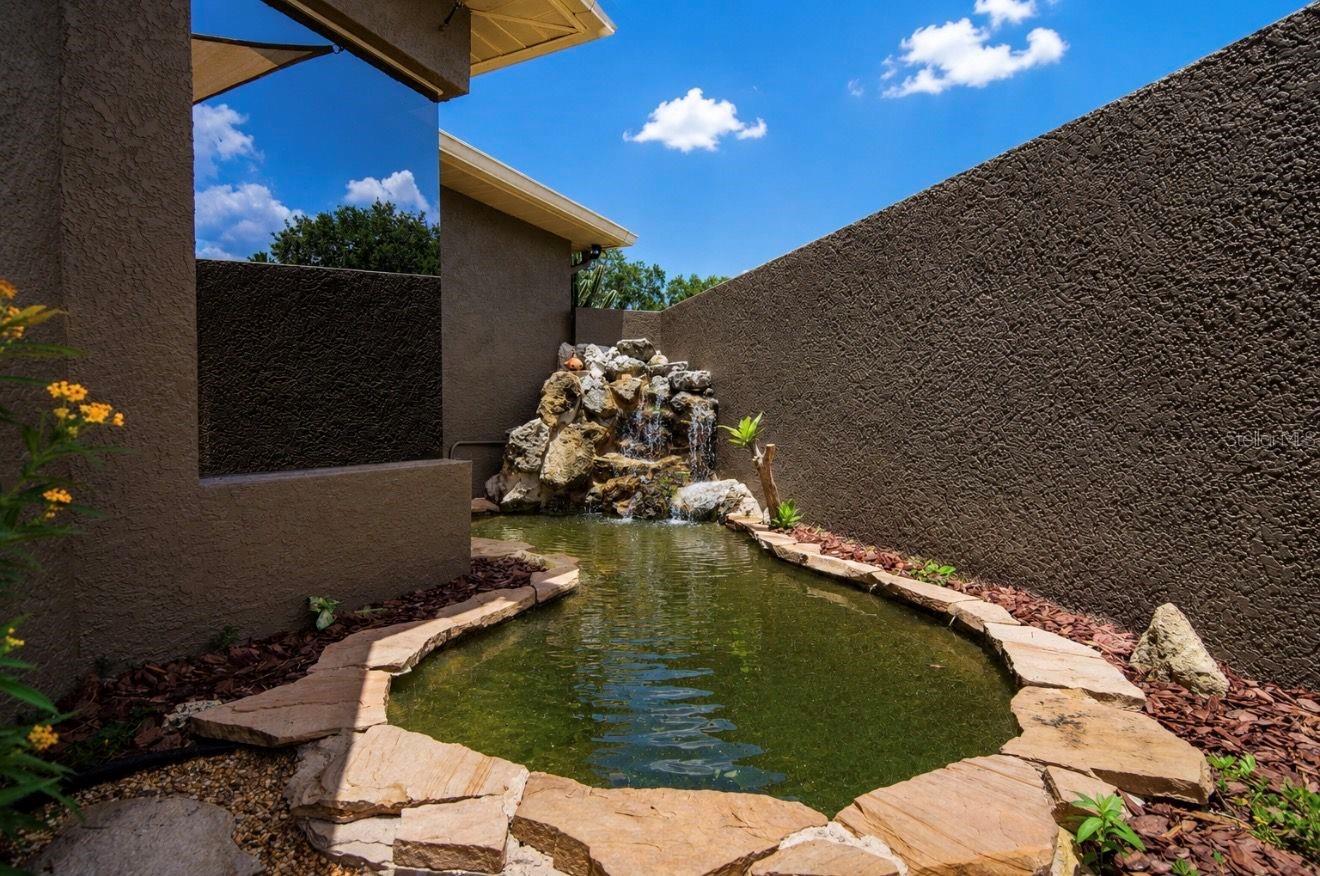 Garden off primary with privacy glass