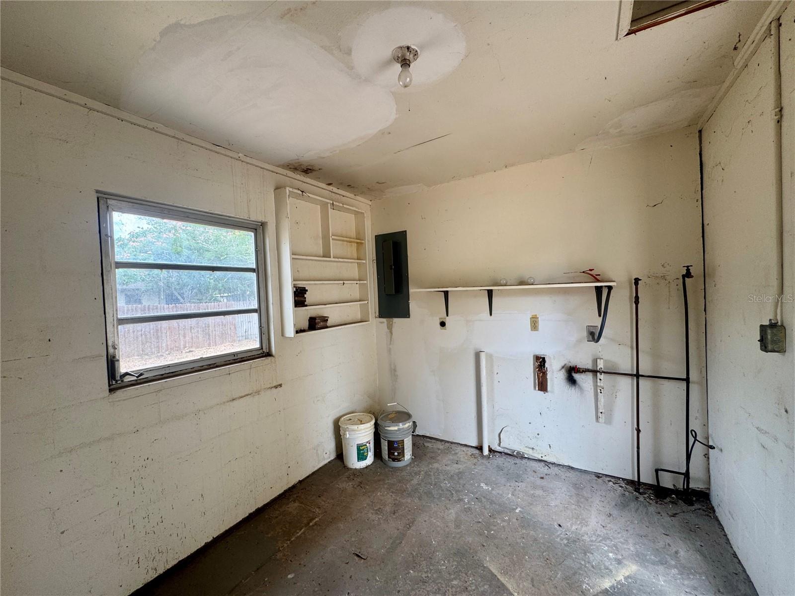 UTILITY ROOM