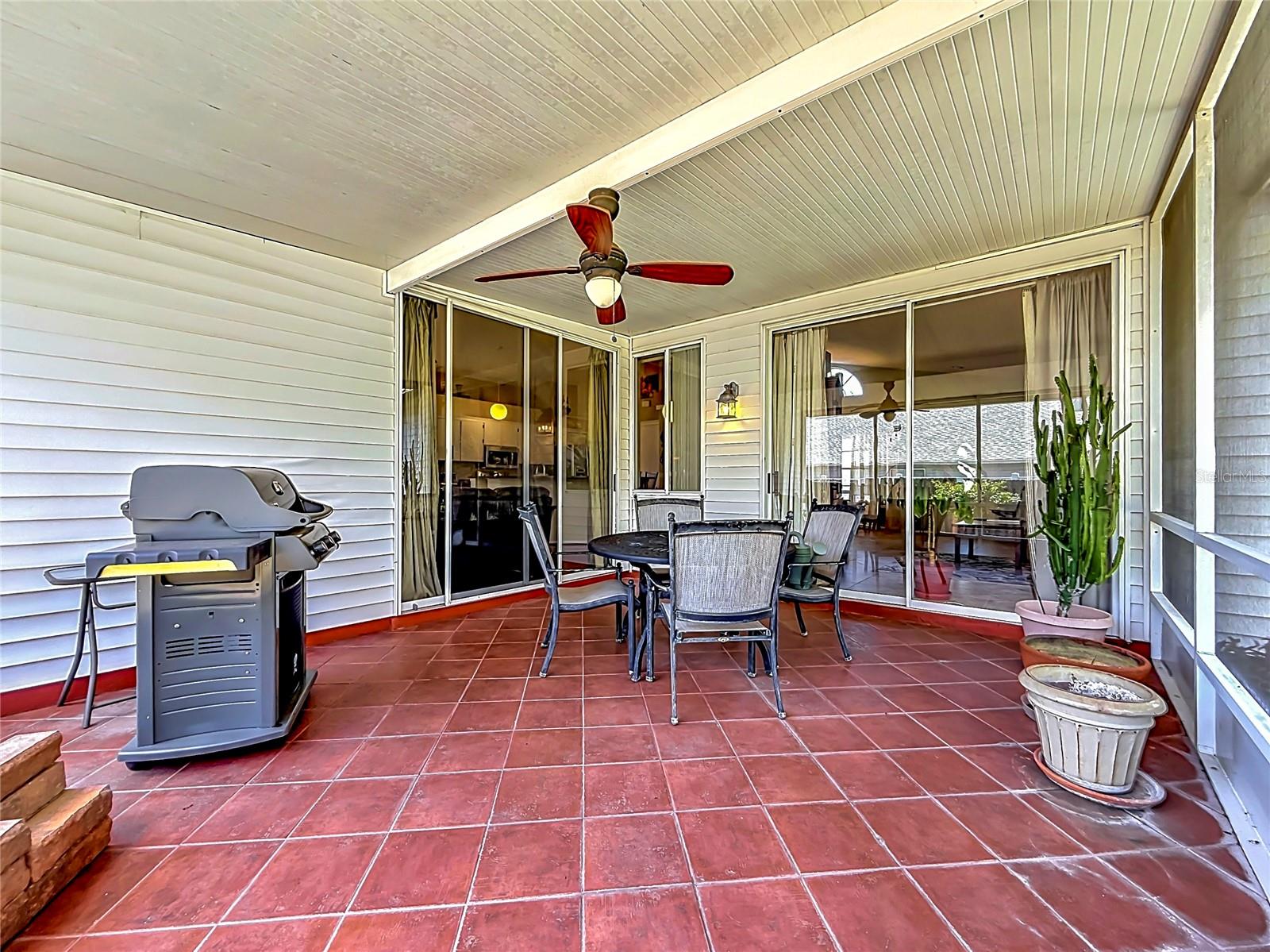Tile Floors in Lanai